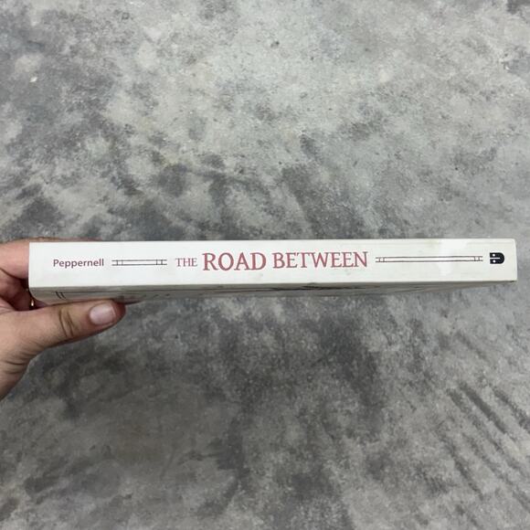 The Road Between By Courtney Pepperbell Preowned Paperback Poetry - Picture 2 of 9